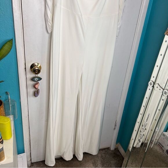 Club L London Fallon  flared leg jumpsuit with long mesh sleeves neck wrap - Picture 7 of 16